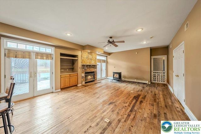 126 Devonshire Drive, Hamilton Twp, PA 18360