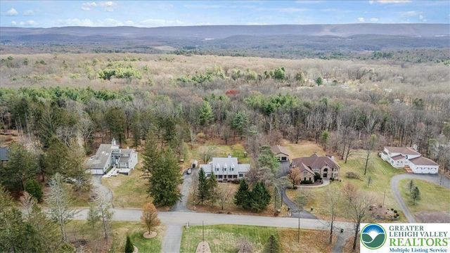 126 Devonshire Drive, Hamilton Twp, PA 18360