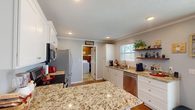 1127 Dean Corvin Lane, Dayton, TN 37321