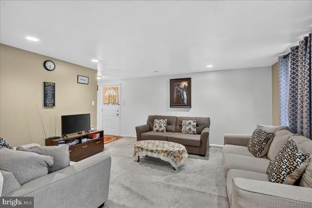 634 LAWLER PL, Philadelphia, PA 19116