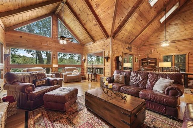 58 River Road, Ellijay, GA 30522