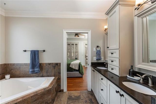 4093 Hickory Fairway Drive, Woodstock, GA 30188