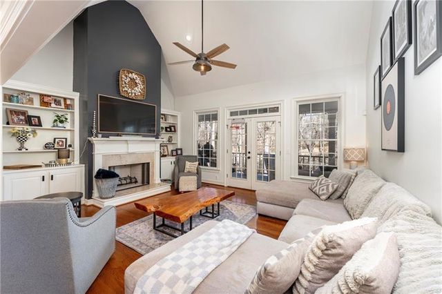 4093 Hickory Fairway Drive, Woodstock, GA 30188