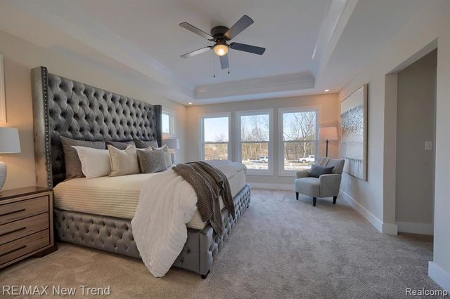 213 Mountain View Lane, Milford, MI 48381