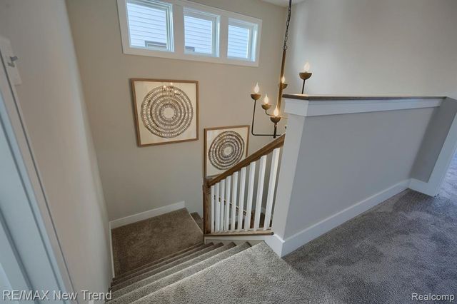 213 Mountain View Lane, Milford, MI 48381