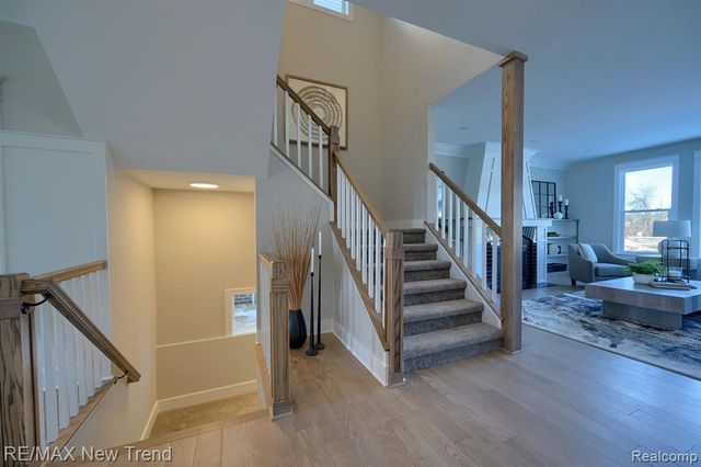 213 Mountain View Lane, Milford, MI 48381