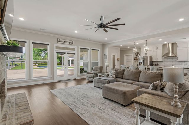 36444 C Braud Rd, Prairieville, LA 70769