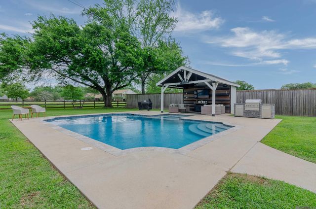 36444 C Braud Rd, Prairieville, LA 70769