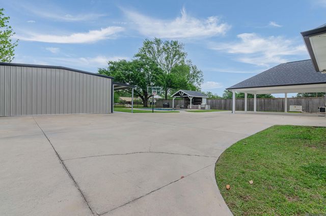 36444 C Braud Rd, Prairieville, LA 70769