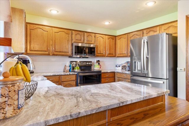 2163 E Cragmont Street, Springfield, MO 65804