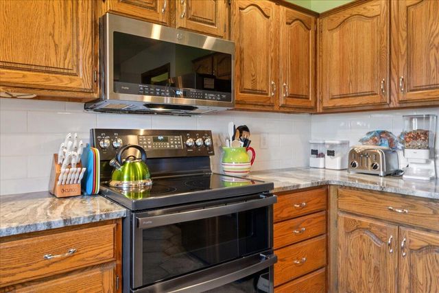 2163 E Cragmont Street, Springfield, MO 65804