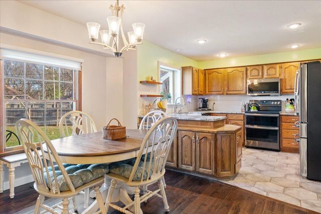 2163 E Cragmont Street, Springfield, MO 65804