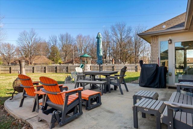 2163 E Cragmont Street, Springfield, MO 65804