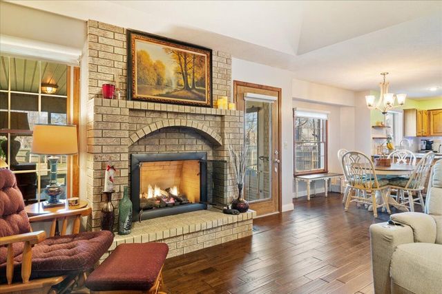 2163 E Cragmont Street, Springfield, MO 65804