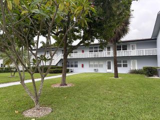 63 Coventry C, West Palm Beach, FL 33417