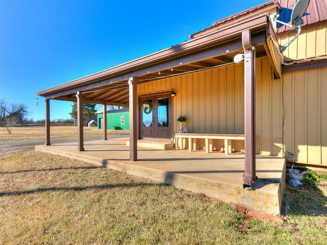 1217 W Industrial Road, Guthrie, OK 73044