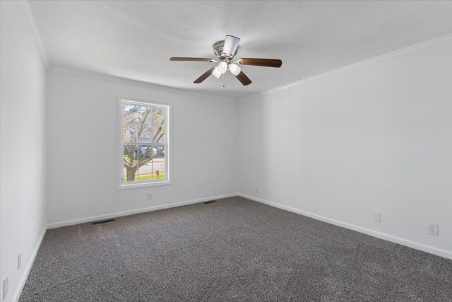 628 Wolfchase Dr, Clarksville, TN 37042