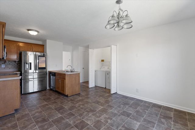 628 Wolfchase Dr, Clarksville, TN 37042