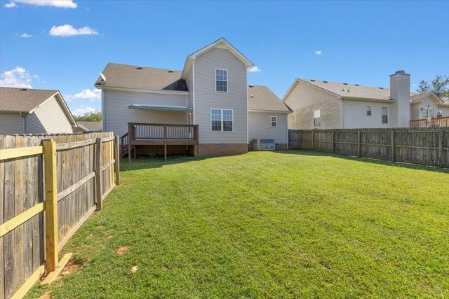 628 Wolfchase Dr, Clarksville, TN 37042