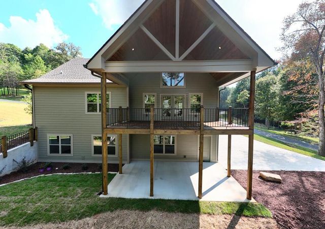 2079 Almont Road, Young Harris, GA 30582