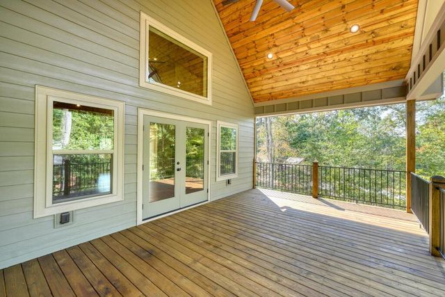2079 Almont Road, Young Harris, GA 30582