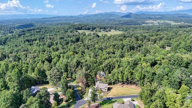 2079 Almont Road, Young Harris, GA 30582