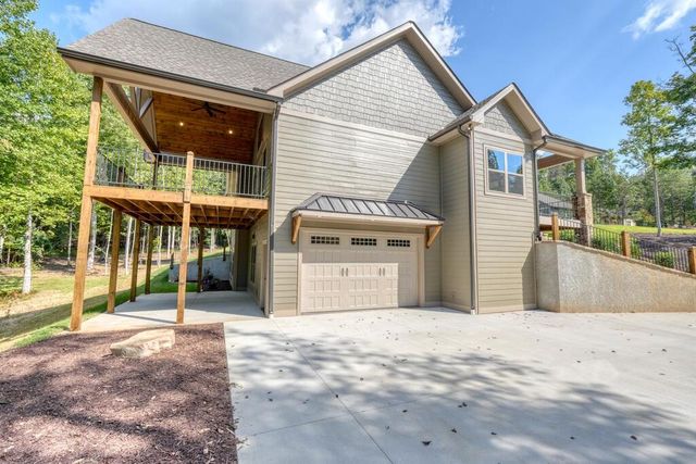 2079 Almont Road, Young Harris, GA 30582