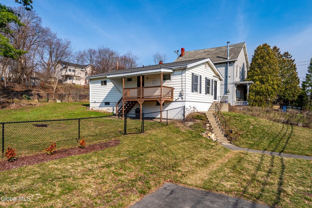 440 Saratoga Street, Cohoes, NY 12047