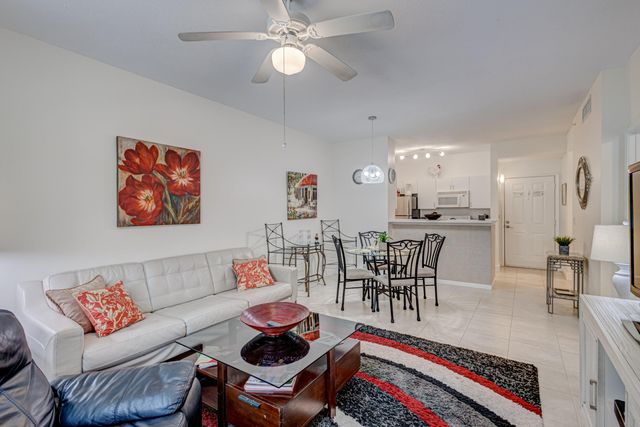 630 S Sapodilla Avenue 112, West Palm Beach, FL 33401