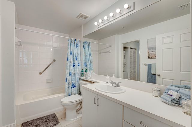 630 S Sapodilla Avenue 112, West Palm Beach, FL 33401