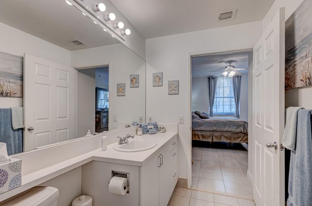 630 S Sapodilla Avenue 112, West Palm Beach, FL 33401