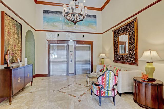 630 S Sapodilla Avenue 112, West Palm Beach, FL 33401