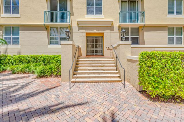 630 S Sapodilla Avenue 112, West Palm Beach, FL 33401