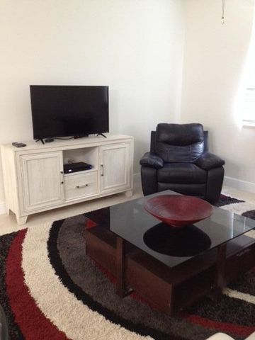 630 S Sapodilla Avenue 112, West Palm Beach, FL 33401