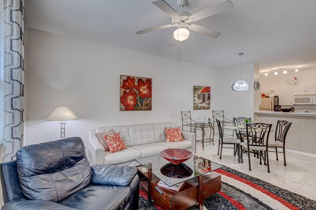 630 S Sapodilla Avenue 112, West Palm Beach, FL 33401