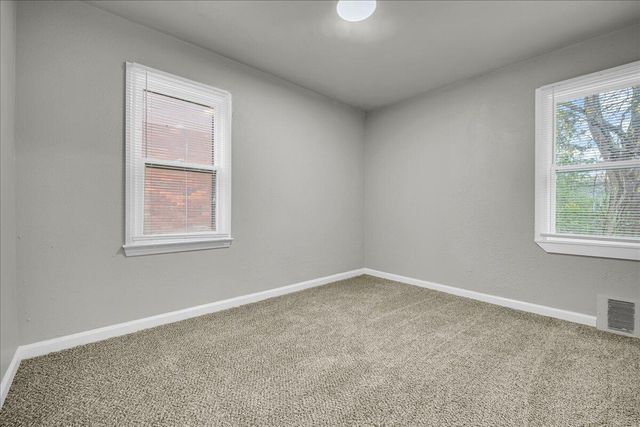 9090 Stahelin Avenue, Detroit, MI 48228