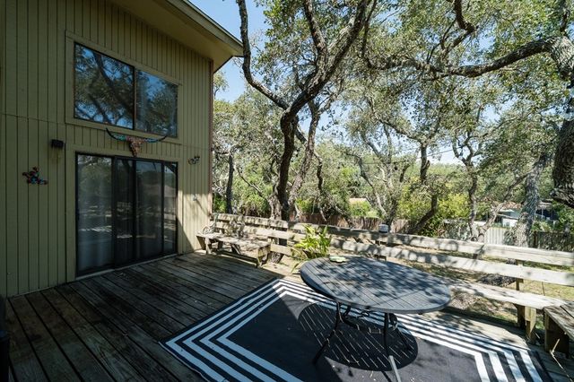 203 Timber Lane Loop, Rockport, TX 78382