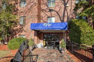 50 Water St. 21, Medford, MA 02155