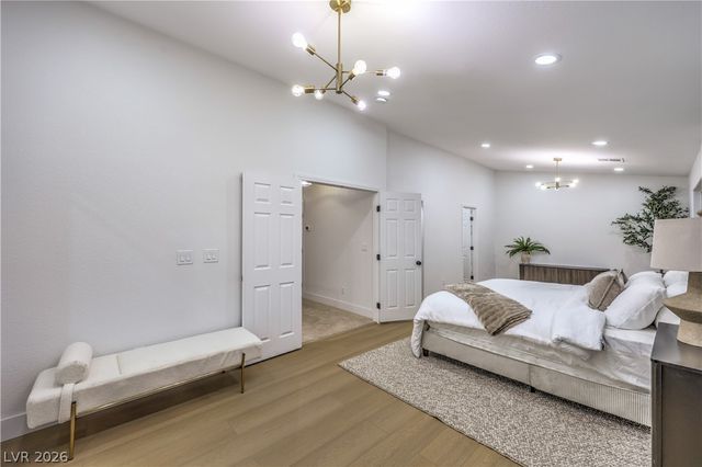 7918 Villa Pintura Avenue, Las Vegas, NV 89131