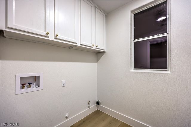 7918 Villa Pintura Avenue, Las Vegas, NV 89131