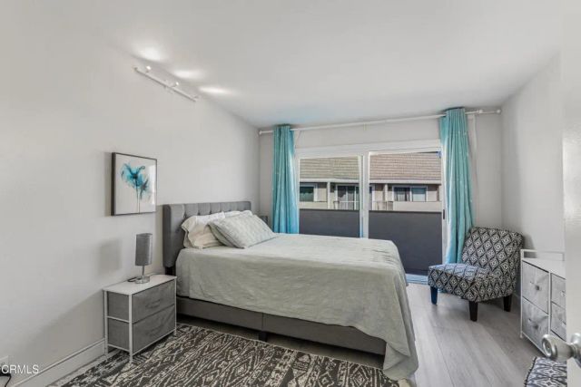 304 E Surfside Drive, Port Hueneme, CA 93041