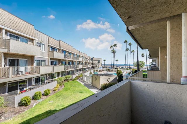 304 E Surfside Drive, Port Hueneme, CA 93041