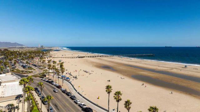 304 E Surfside Drive, Port Hueneme, CA 93041