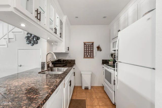 304 E Surfside Drive, Port Hueneme, CA 93041