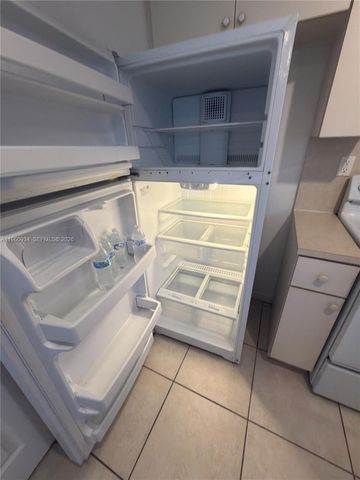 930 NE 34th Ave 201, Homestead, FL 33033