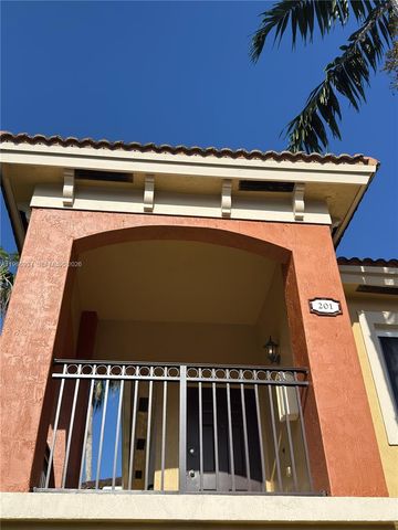 930 NE 34th Ave 201, Homestead, FL 33033