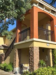 930 NE 34th Ave 201, Homestead, FL 33033