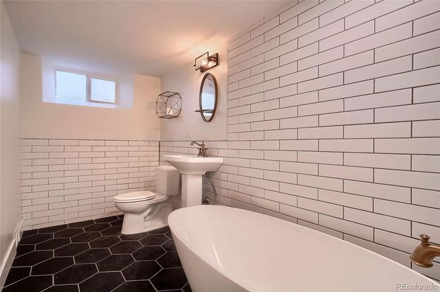 2232 S Clayton Street, Denver, CO 80210