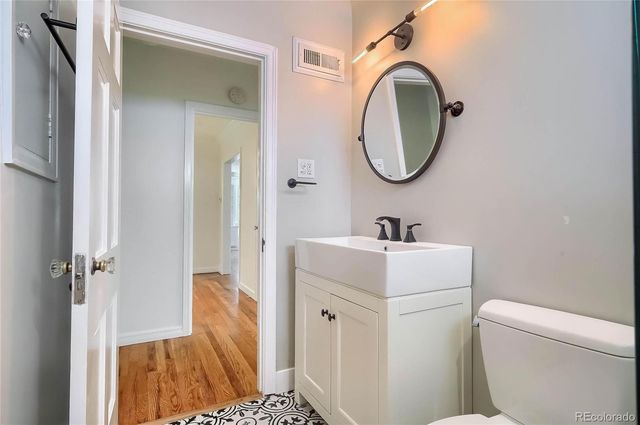 2232 S Clayton Street, Denver, CO 80210
