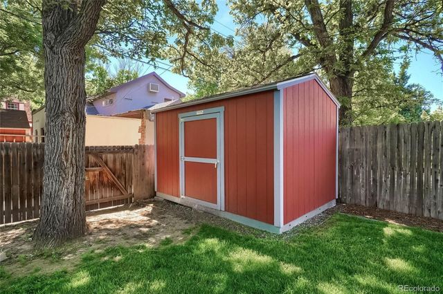 2232 S Clayton Street, Denver, CO 80210